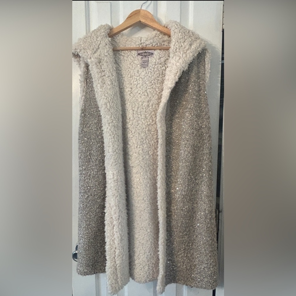 Olivers Silver and Cream Hooded Cape